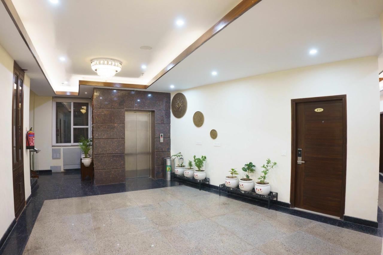 Hotel Vihaan Residency Zirakpur Exterior foto